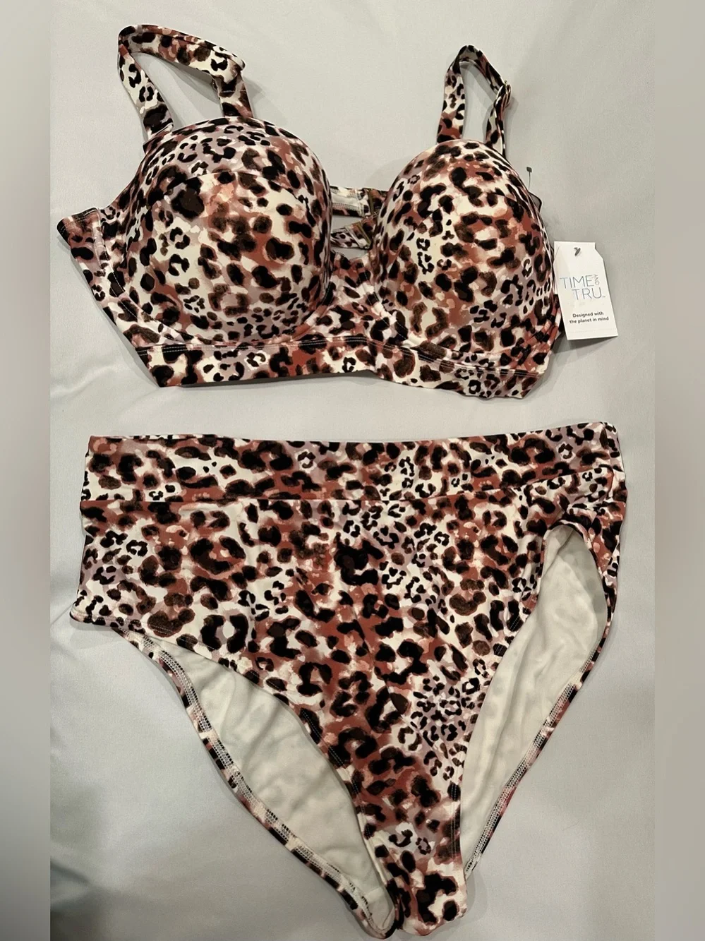 Women’s Two-Piece Swimsuit Mixed Sizes 3X Top; XL Bottom